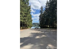 4204 Arbor Court SE, Lacey, WA 98503