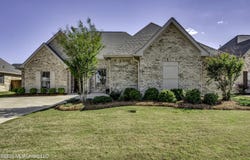 1006 Kensington Drive, Flowood, MS 39232