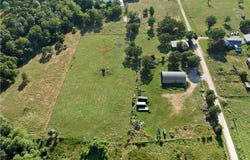 1029 NE 100th Lane, Sheldon, MO 64759