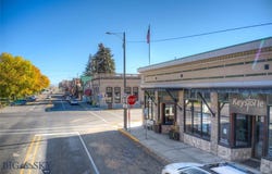 102 W Main Street unit: A & B, Manhattan, MT 59741