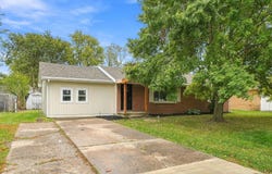3318 N Virginia Avenue, Muncie, IN 47304
