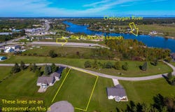 1140 Old Orchard Lane, Cheboygan, MI 49721