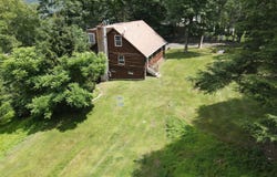 1247 Delaware Drive, Matamoras, PA 18336