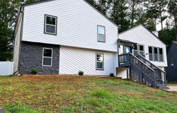 1026 cedar Forest, Stone Mountain, GA 30083