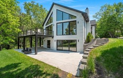 2080 GREENLEAF Road, DE PERE, WI 54115