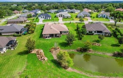6008 APEX WAY, LADY LAKE, FL 32159