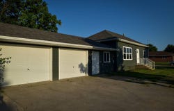 805 Penn St, Cambridge, NE 69022