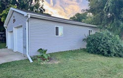 2 Union Ct, McCook Lake, SD 57049
