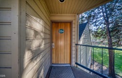 19717 SW Mount Bachelor Drive, Bend, OR 97702