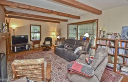 4462 Woodside Drive, East Stroudsburg, PA 18301