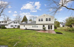 25 THORNHILL LANE, WILLINGBORO, NJ 08046