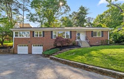 1723 Hixson Pike, Chattanooga, TN 37405