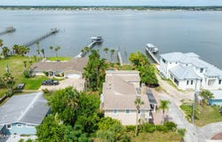 2904 S Peninsula Drive, Daytona Beach, FL 32118