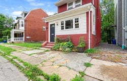 5402 Kincaid St, Garfield, PA 15206
