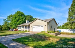 1107 S Griffin Street, Grand Haven, MI 49417