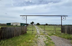 17871 E 1200 Road, Erick, OK 73645