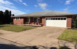 2433 HIGH POINT Drive, BETHLEHEM, PA 18017