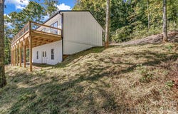 135 Bald Eagle Drive, Hendersonville, NC 28792