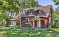 421-423 Hillside Road, Cragsmoor, NY 12420