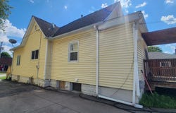 3217 18TH Avenue, Rock Island, IL 61201