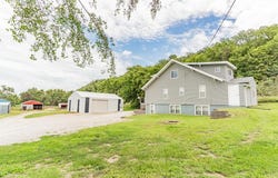 20800 PADDOCK Avenue, PACIFIC JCT, IA 51561