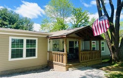 31 Friendship Rd., Falls of Rough, KY 40119