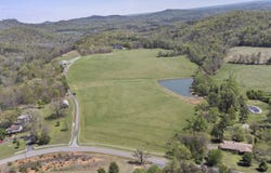 447 Willow Pond Lane, Hiddenite, NC 28636