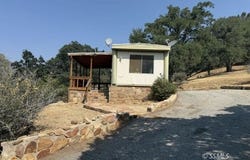 101 Earl Pascoe RD, Wofford Heights, CA 93285