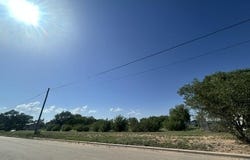 2105 E 47th Street, Lubbock, TX 79404