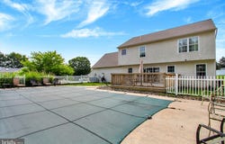 2785 SPARROW DRIVE, YORK, PA 17408