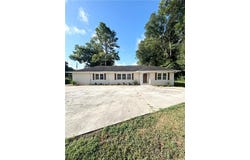 605 West Girard Avenue, Cedartown, GA 30125