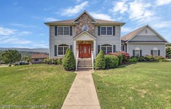 302 School Side Drive, Throop, PA 18512