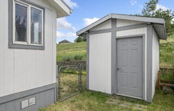255 NW Golden Hills Drive #33, Pullman, WA 99163