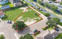 1217 S Toledo Street, Pharr, TX 78577