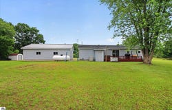 3333 N Ferris Road, Sumner, MI 48889