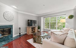 10023 STERLING TER, ROCKVILLE, MD 20850