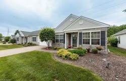 6655 Arbor Way unit: 8, Parma, OH 44134