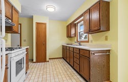 1028 W Meadows, FREEPORT, IL 61032
