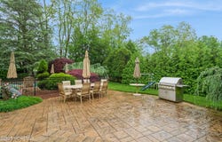 5 Stone Lane, Marlboro, NJ 07746