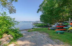 29 Seaside Way, Falmouth, ME 04105