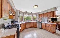 10394 Golden Ridge Drive, Wadsworth, OH 44281