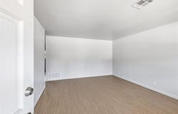 6810 E 73rd Street, Tulsa, OK 74133