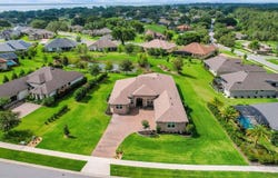 6008 APEX WAY, LADY LAKE, FL 32159