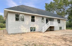 419 S 32, Escanaba, MI 49829