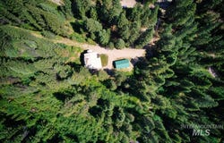 9 Crick Rd, Garden Valley, ID 83622