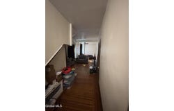 81 2nd Avenue, Troy, NY 12180