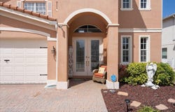 1018 NW Demedici Road, Port Saint Lucie, FL 34986
