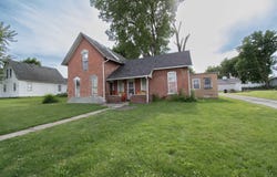504 McLean Street, Ligonier, IN 46767-2232