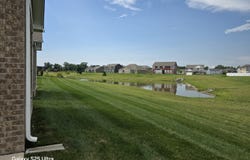 9106 Hedley Way E, Avon, IN 46123