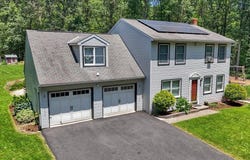 563 Meeting House Rd, Gap, PA 17527